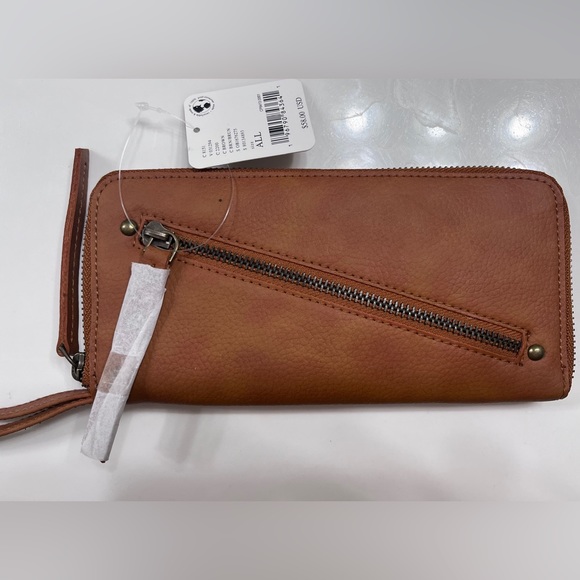 NWT Free People Wristlet - Picture 1 of 4